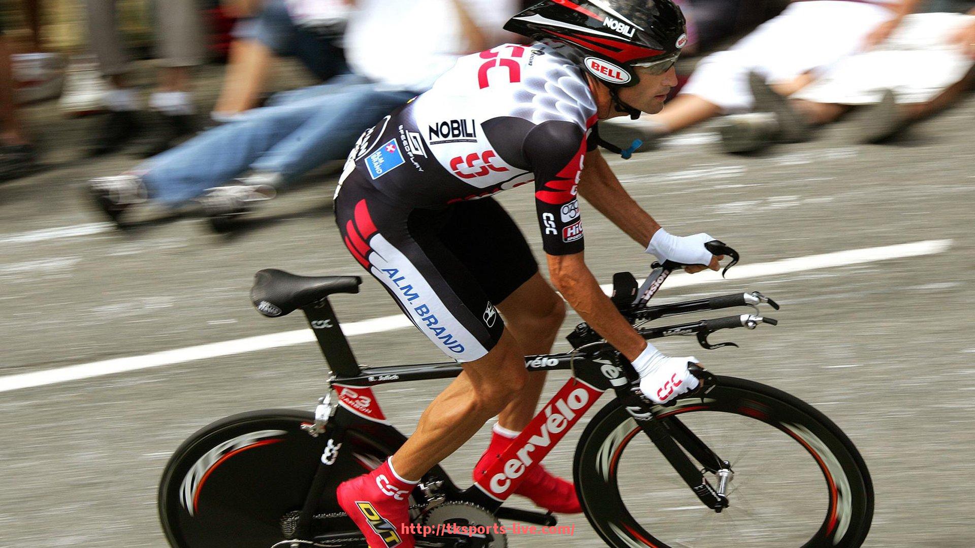 TK体育直播-2025年世俱杯球员运动轨迹追踪技术与展示方式