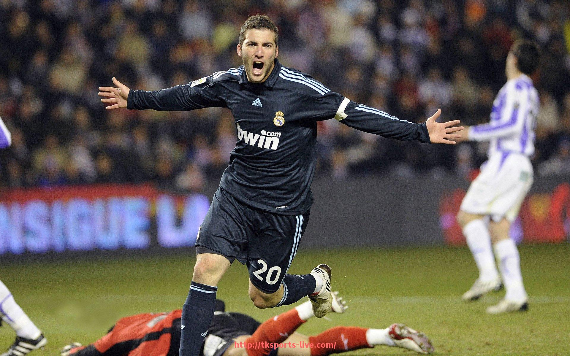 TK体育直播-世俱杯对南美解放者杯体系影响的对比研究